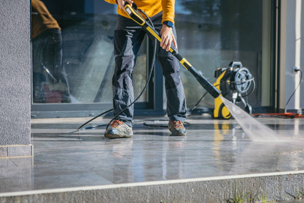 Why Choose Our Certified Pressure Washing Experts for Your Project Needs in Arbuckle, CA?